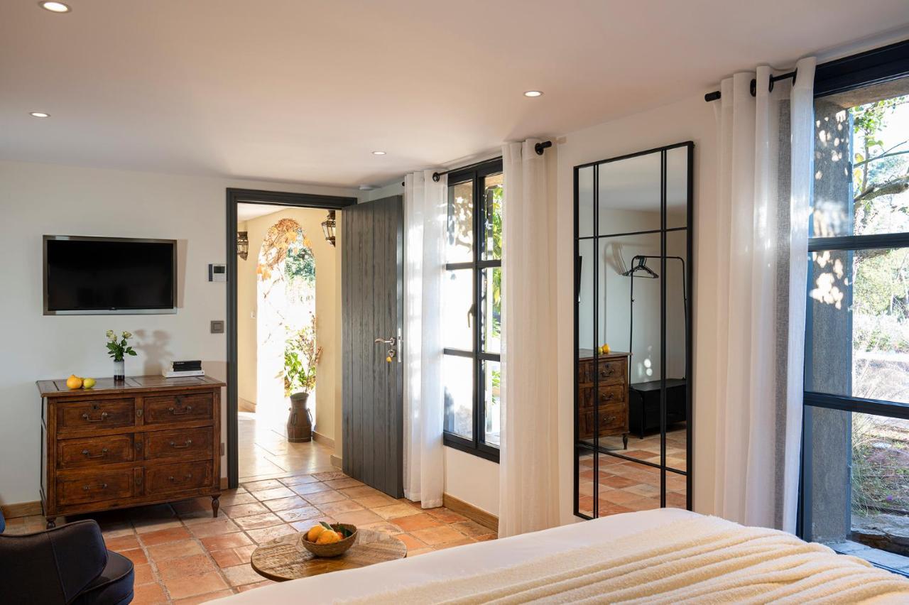 Le Clos De Mansart Grimaud Esterno foto